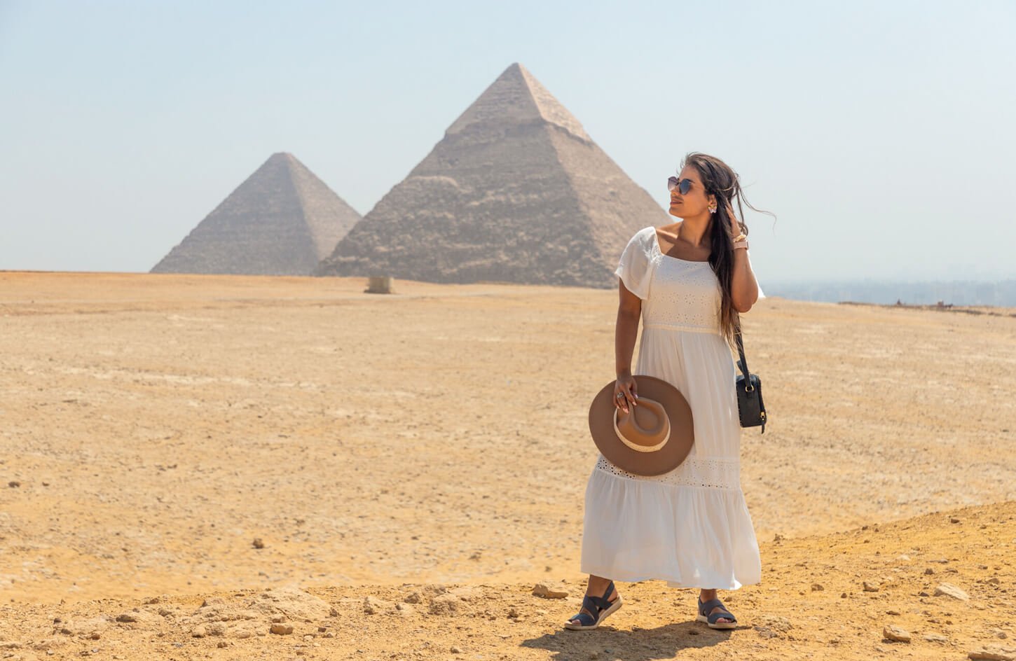 A-wonderful-picture-of-a-tourist-in-front-of-the-pyramids